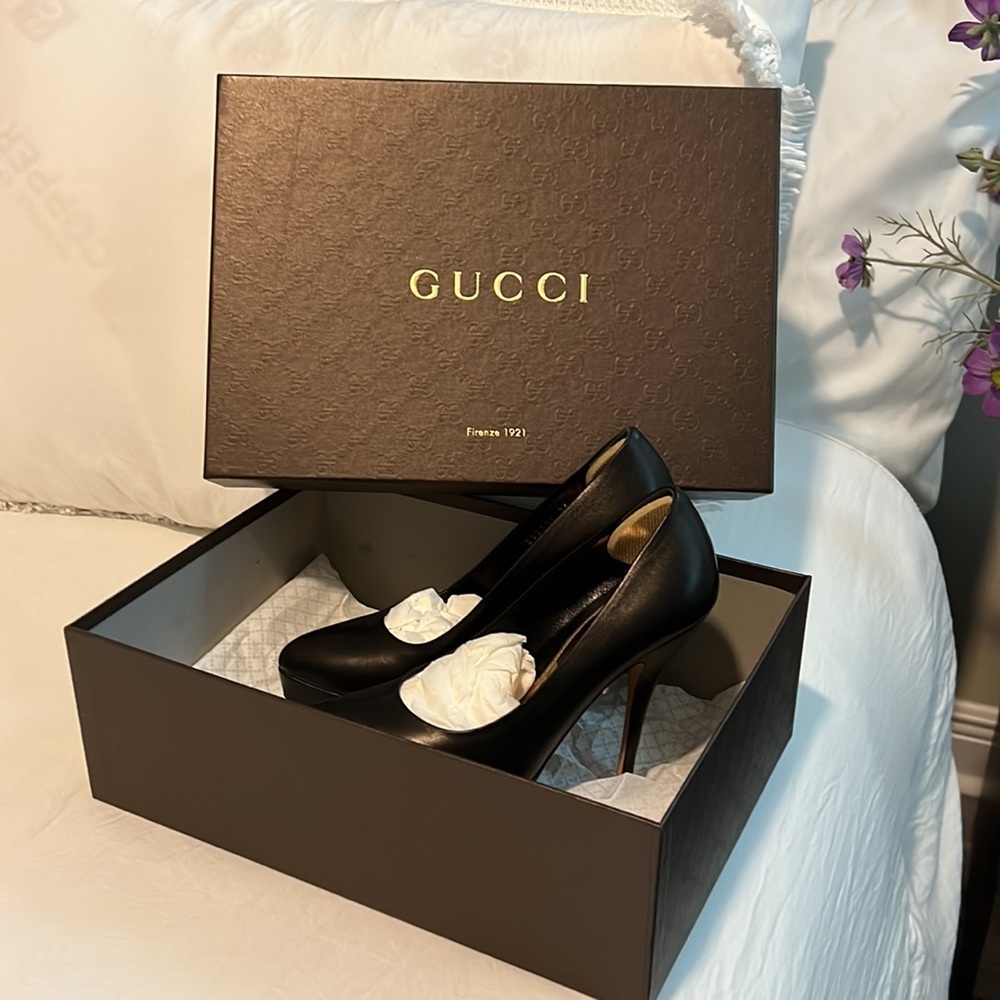 Shoes - Picture 7 of 7